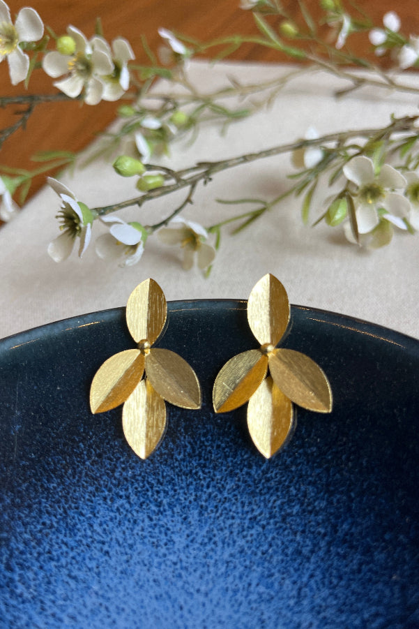 Trace Earrings Gold