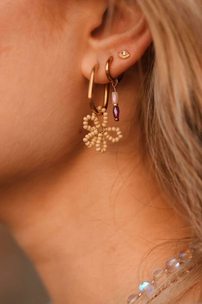 Flower Beads hoop Earring (SINGLE) Gold