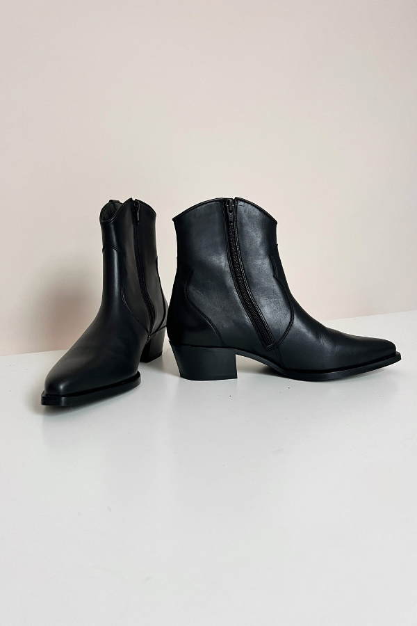 Tate 8-102813-0100 Boots Black